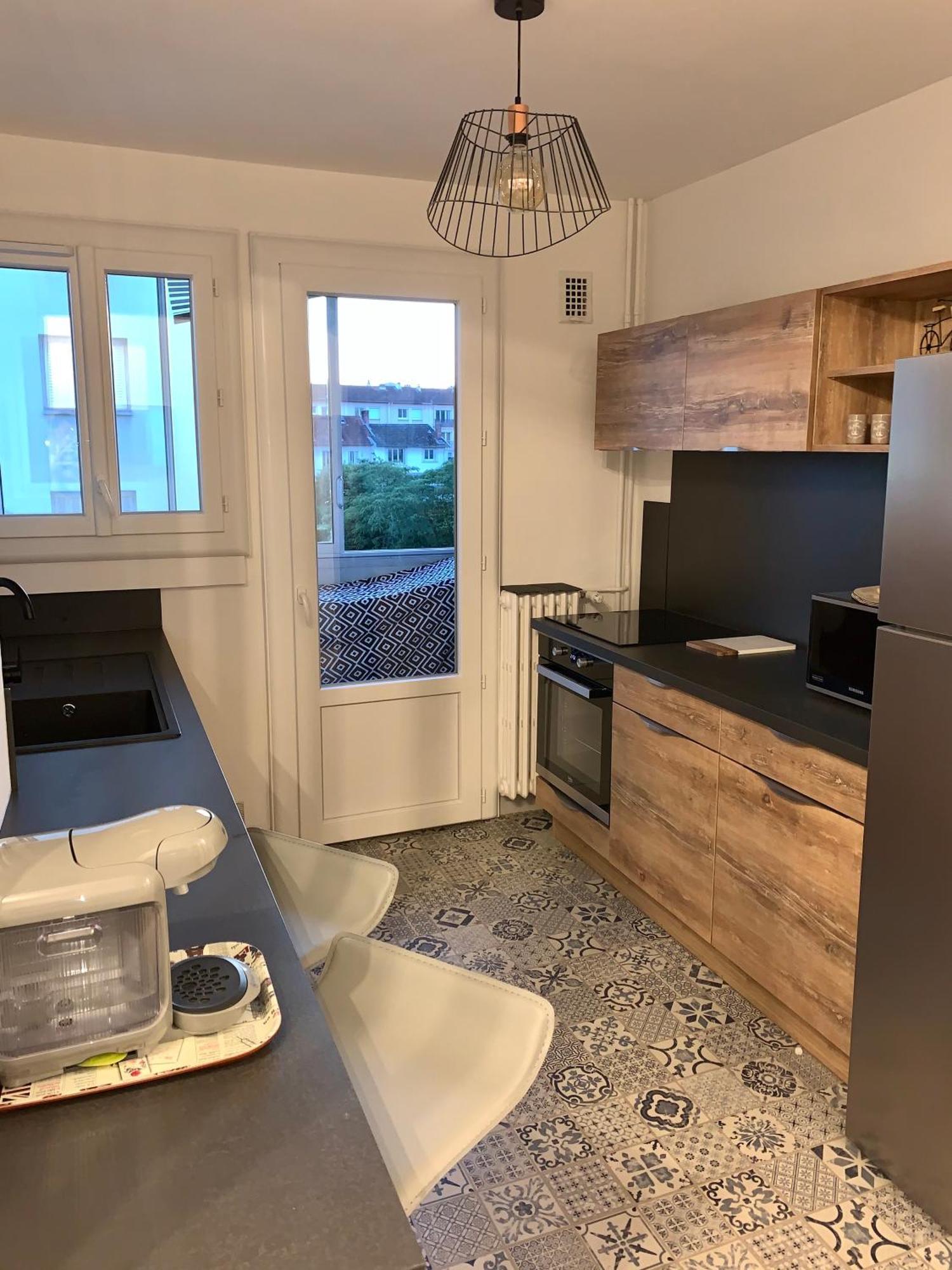 Bel Appartement Renove En Centre Ville Limoges Esterno foto